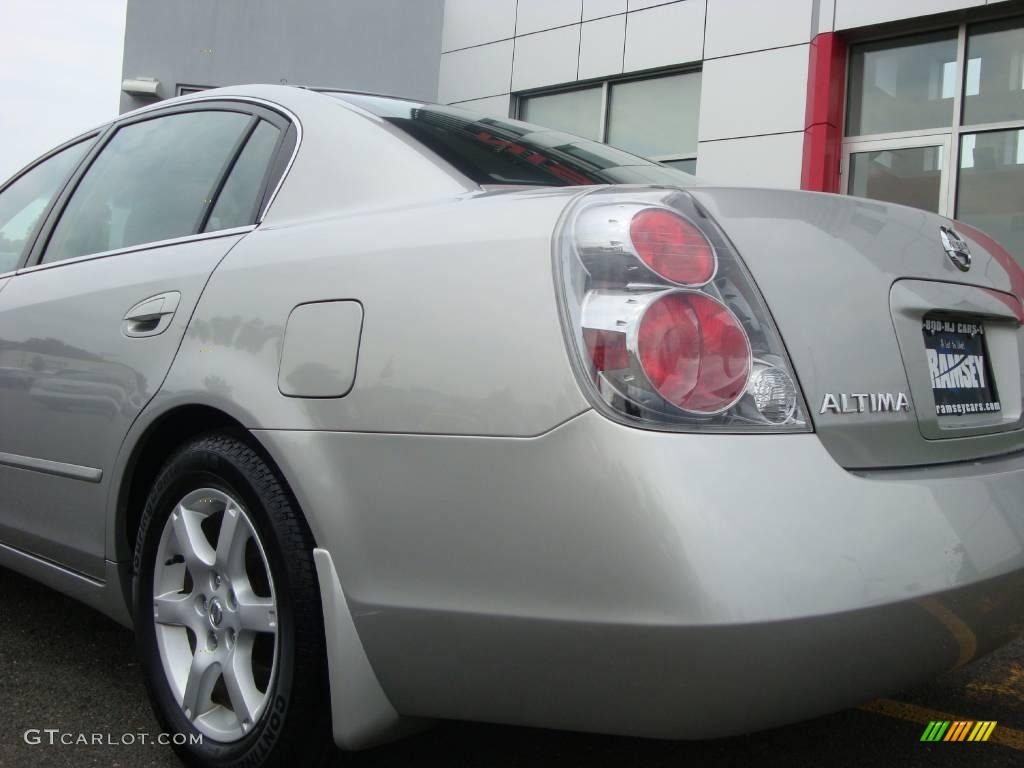 2006 Altima 2.5 S Special Edition - Sheer Silver Metallic / Frost photo #17