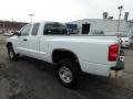 2005 Bright White Dodge Dakota ST Club Cab 4x4  photo #4