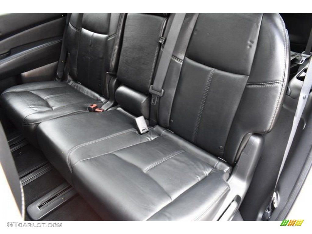 2013 Pathfinder SL 4x4 - Moonlight White / Charcoal photo #22