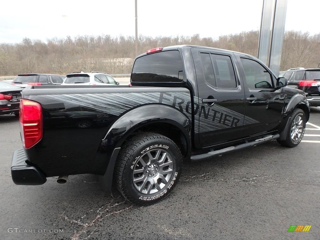 2012 Frontier SV Crew Cab - Super Black / Steel photo #9