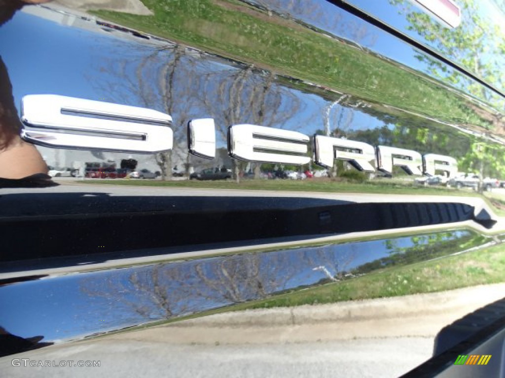 2019 GMC Sierra 1500 AT4 Crew Cab 4WD Marks and Logos Photo #132852795