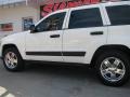 2005 Stone White Jeep Grand Cherokee Laredo 4x4  photo #3