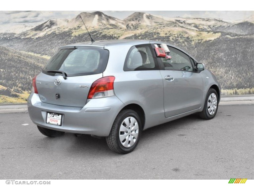 2011 Yaris 3 Door Liftback - Silver Streak Mica / Dark Charcoal photo #3