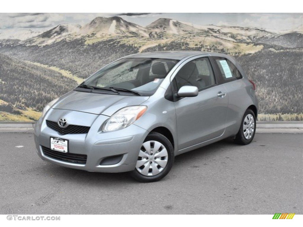 2011 Yaris 3 Door Liftback - Silver Streak Mica / Dark Charcoal photo #5