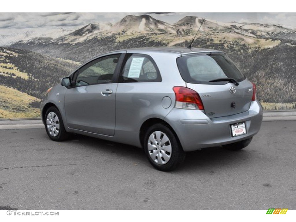 2011 Yaris 3 Door Liftback - Silver Streak Mica / Dark Charcoal photo #7