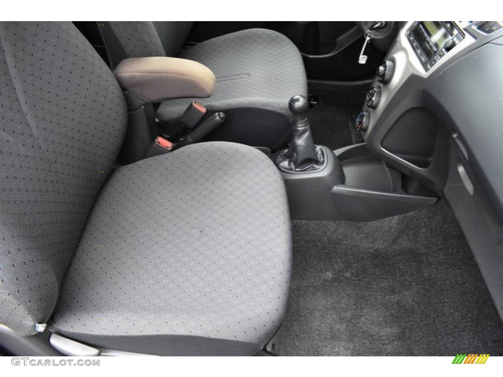 2011 Yaris 3 Door Liftback - Silver Streak Mica / Dark Charcoal photo #17