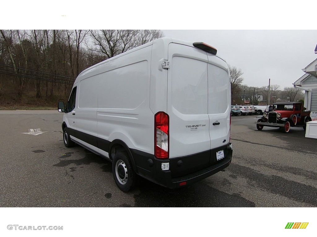 2019 Transit Van 250 MR Long - Oxford White / Pewter photo #5