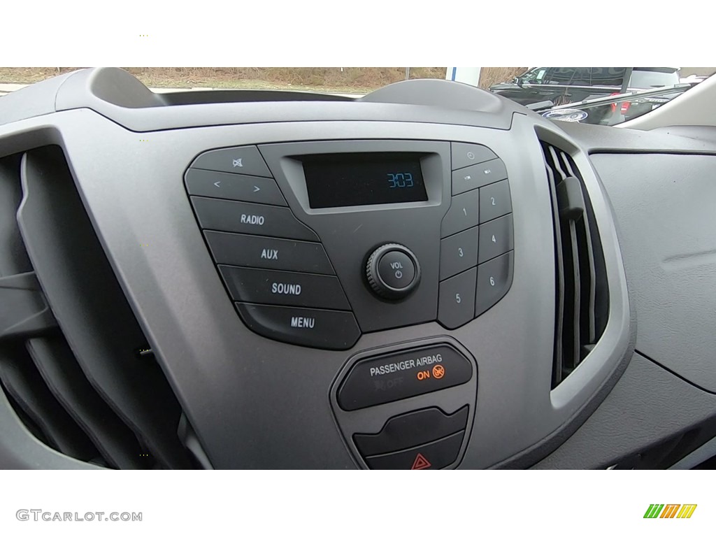 2019 Transit Van 250 MR Long - Oxford White / Pewter photo #17