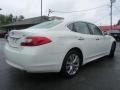 Moonlight White - M 37 Sedan Photo No. 10