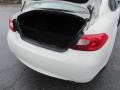Moonlight White - M 37 Sedan Photo No. 21