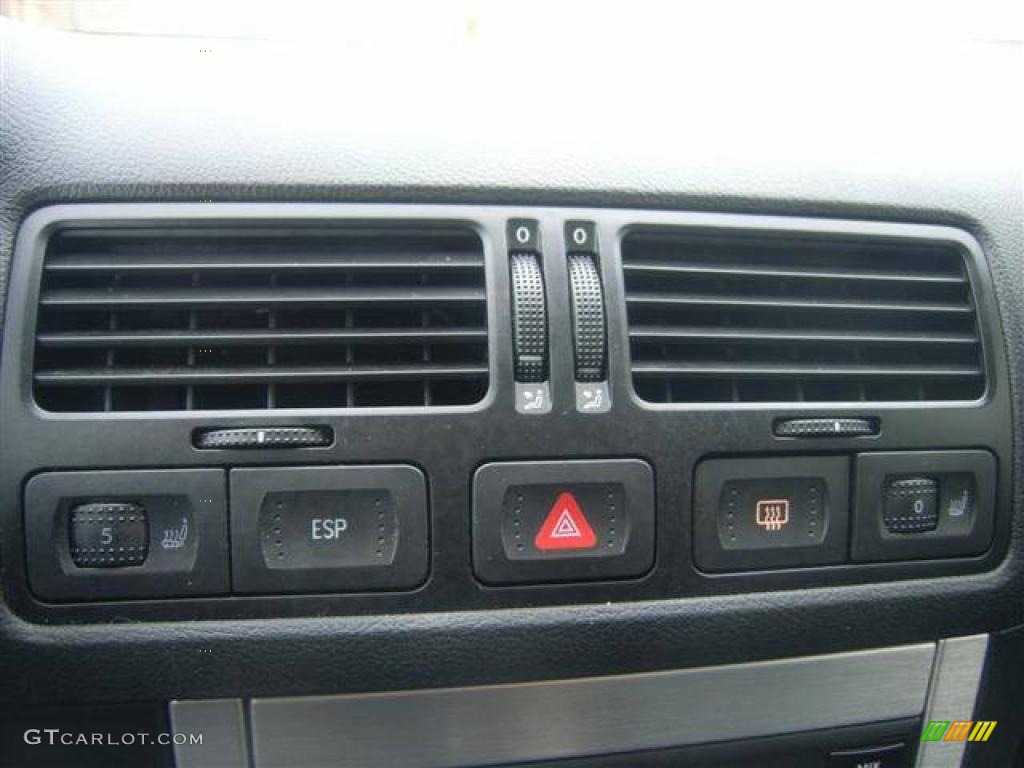 2004 R32  - Reflex Silver Metallic / Black Leather photo #12