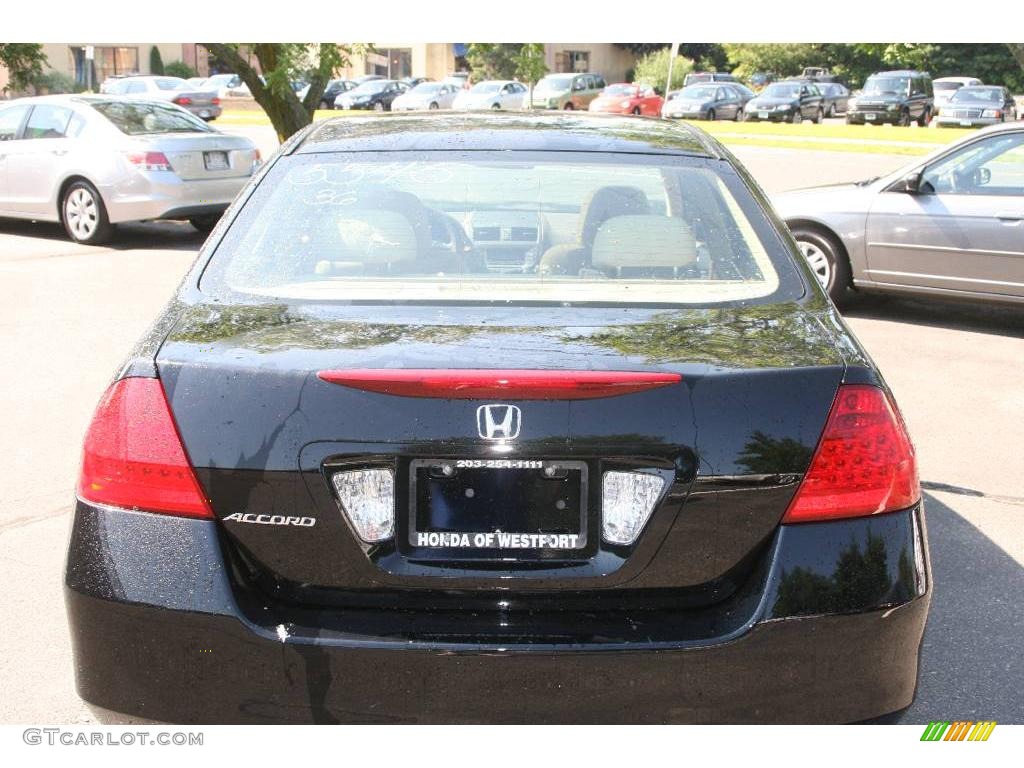 2006 Accord EX Sedan - Nighthawk Black Pearl / Ivory photo #6