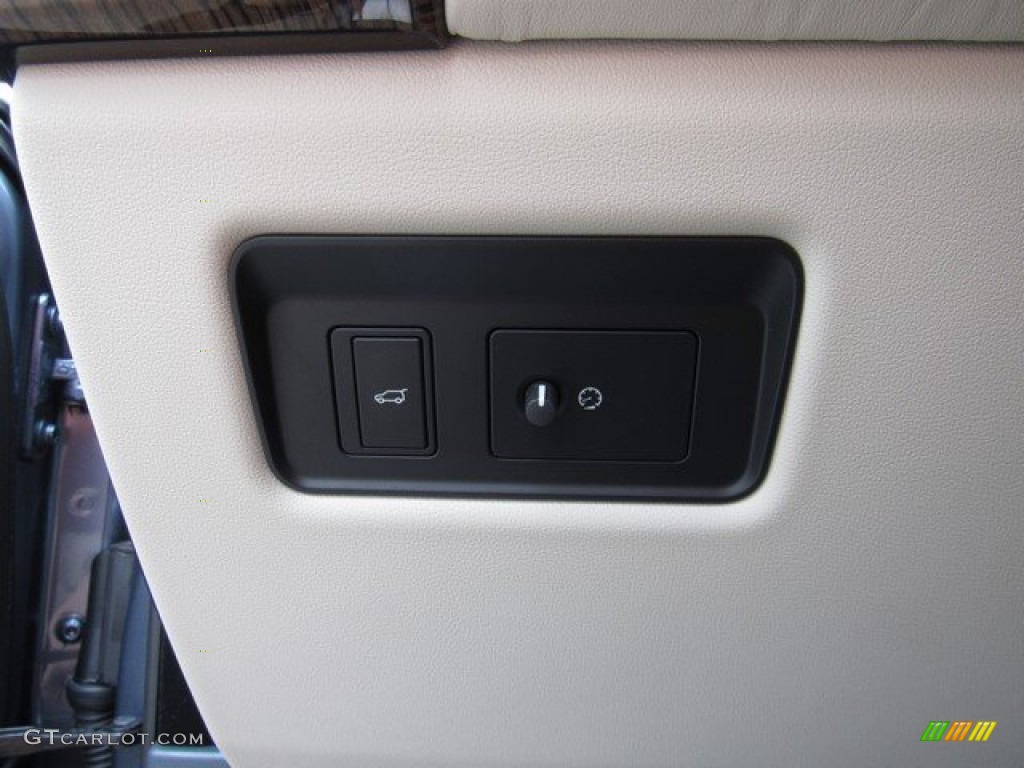 2019 Range Rover HSE - Byron Blue Metallic / Navy/Ivory photo #29