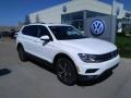 Pure White - Tiguan SEL 4MOTION Photo No. 1