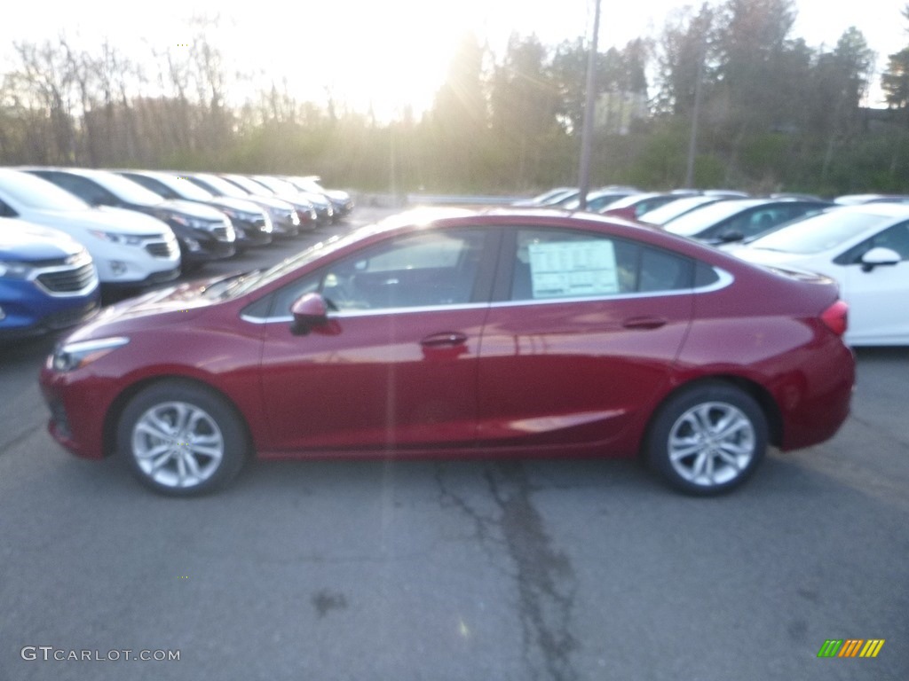 2019 Cruze LT - Cajun Red Tintcoat / Jet Black/­Galvanized photo #2