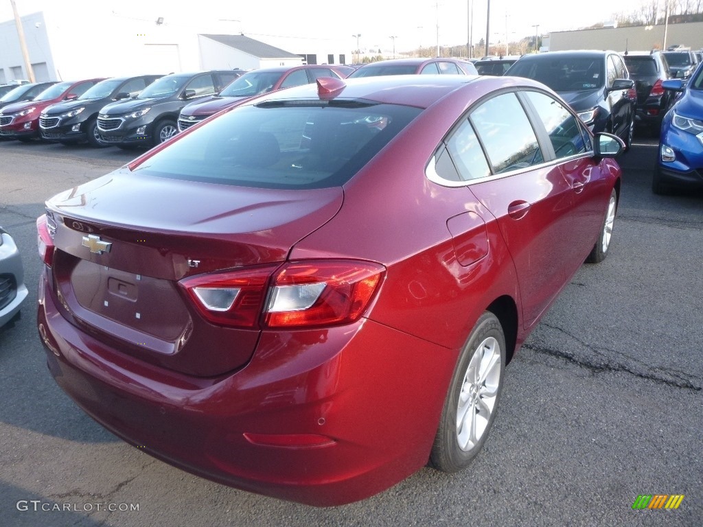 2019 Cruze LT - Cajun Red Tintcoat / Jet Black/­Galvanized photo #5