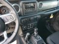 Sting-Gray - Wrangler Unlimited Sahara 4x4 Photo No. 10