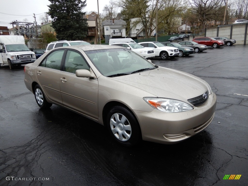 2003 Camry LE - Desert Sand Mica / Taupe photo #1