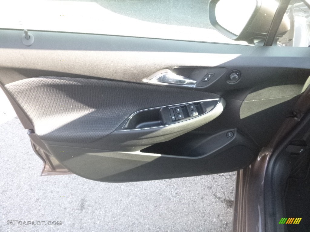 2019 Cruze LS - Oakwood Metallic / Jet Black/­Galvanized photo #14
