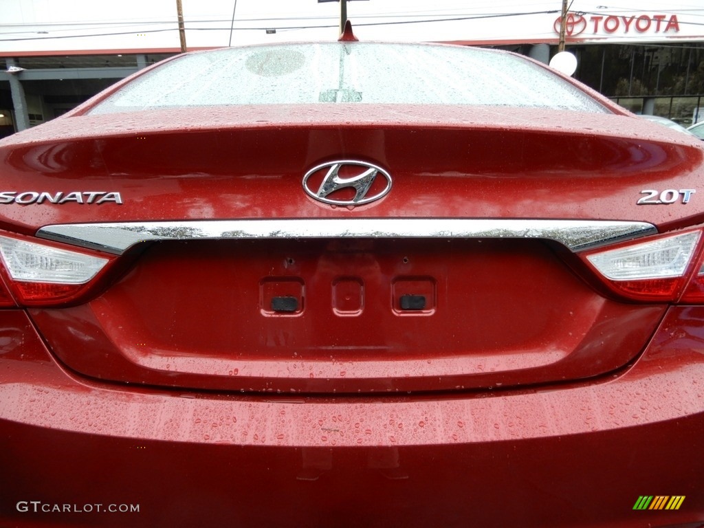 2011 Sonata Limited 2.0T - Venetian Red / Black photo #16