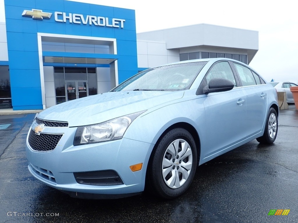 2012 Cruze LS - Ice Blue Metallic / Jet Black/Medium Titanium photo #2