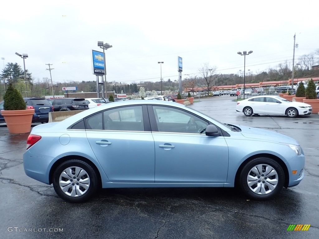 2012 Cruze LS - Ice Blue Metallic / Jet Black/Medium Titanium photo #9