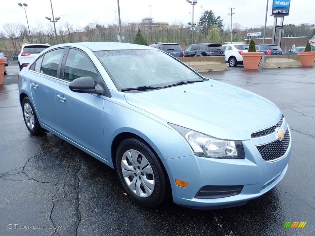 2012 Cruze LS - Ice Blue Metallic / Jet Black/Medium Titanium photo #10