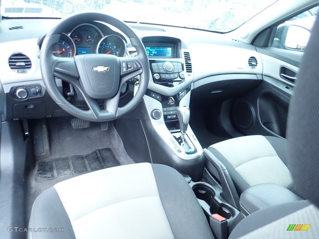 2012 Cruze LS - Ice Blue Metallic / Jet Black/Medium Titanium photo #21