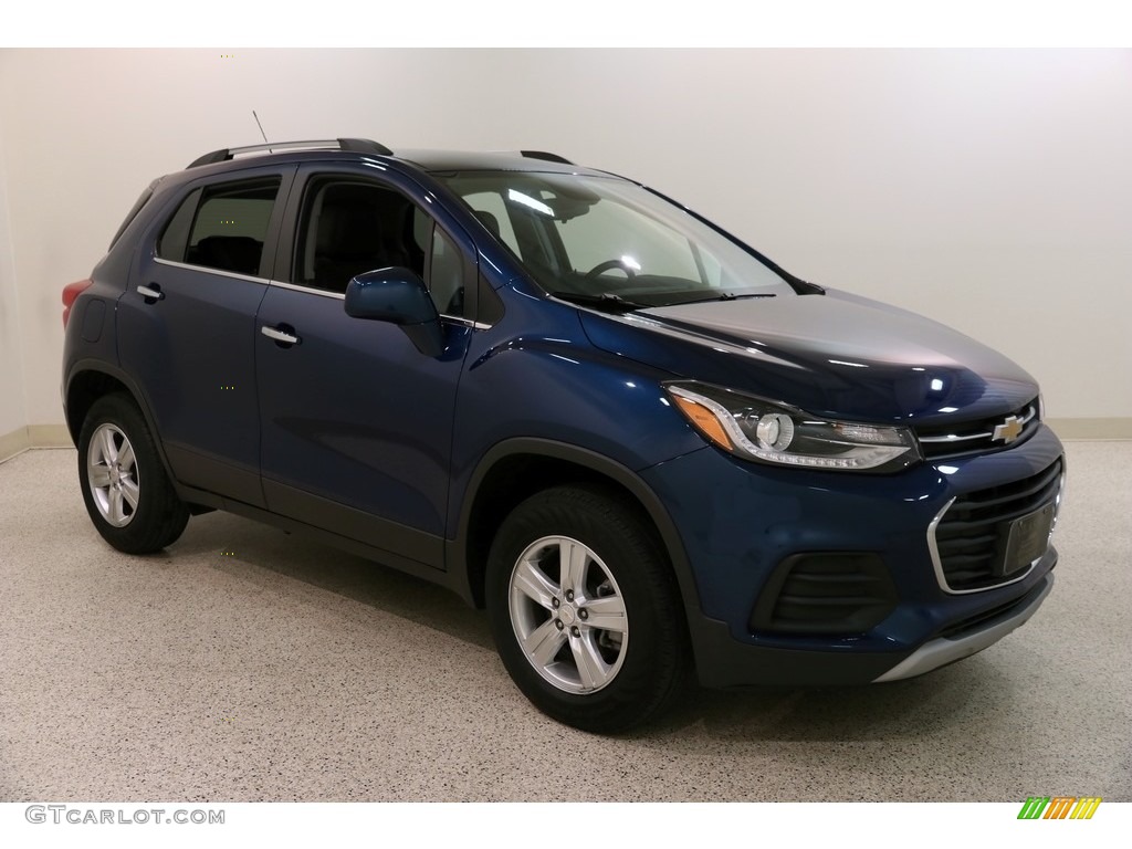 2019 Trax LT AWD - Pacific Blue Metallic / Jet Black photo #1