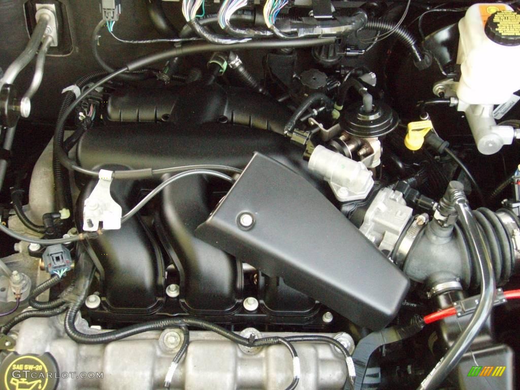 2008 Escape XLT V6 4WD - Black / Charcoal photo #16