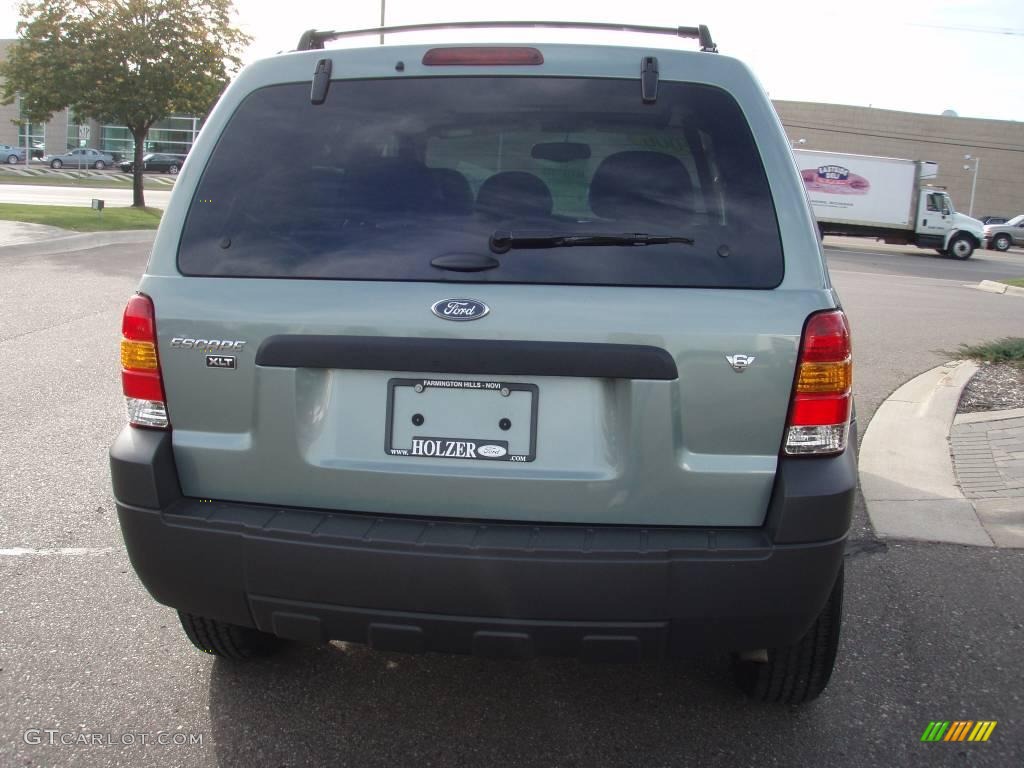 2006 Escape XLT V6 4WD - Titanium Green Metallic / Medium/Dark Pebble photo #4