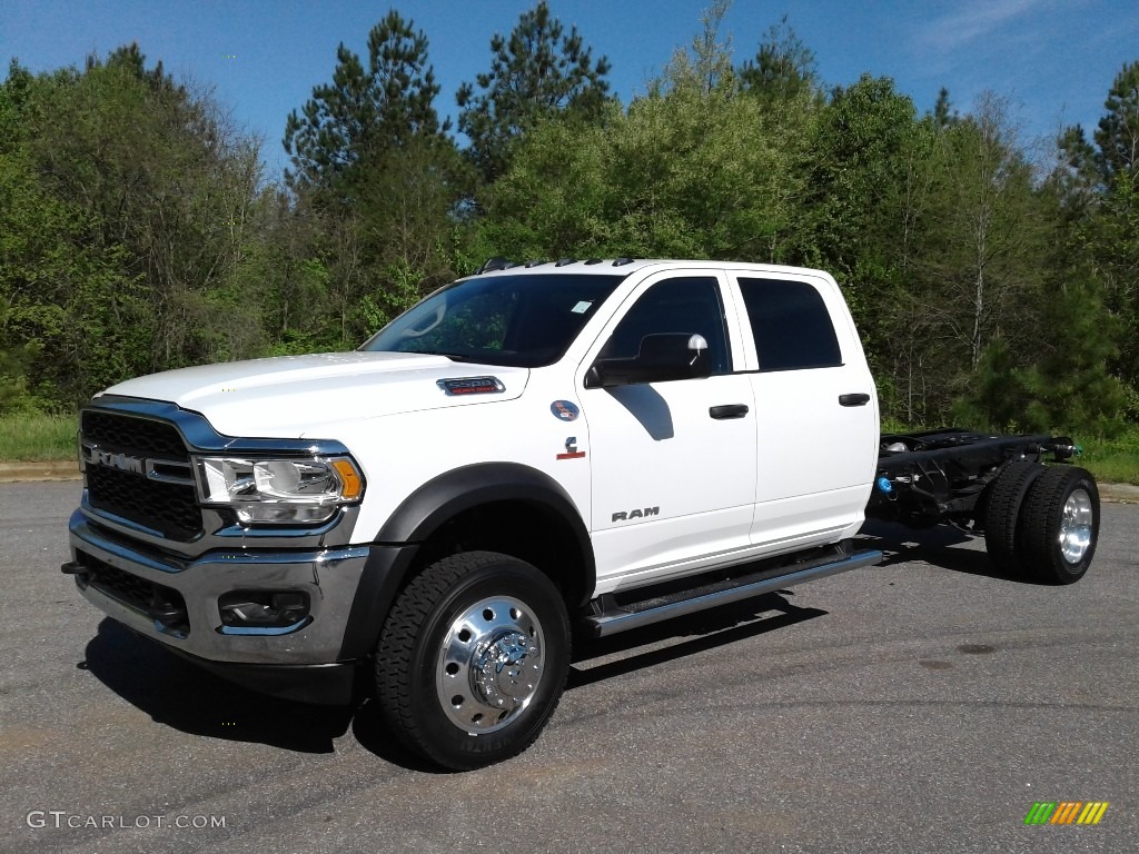 Bright White 2019 Ram 5500 Tradesman Crew Cab 4x4 Chassis Exterior Photo #132911136