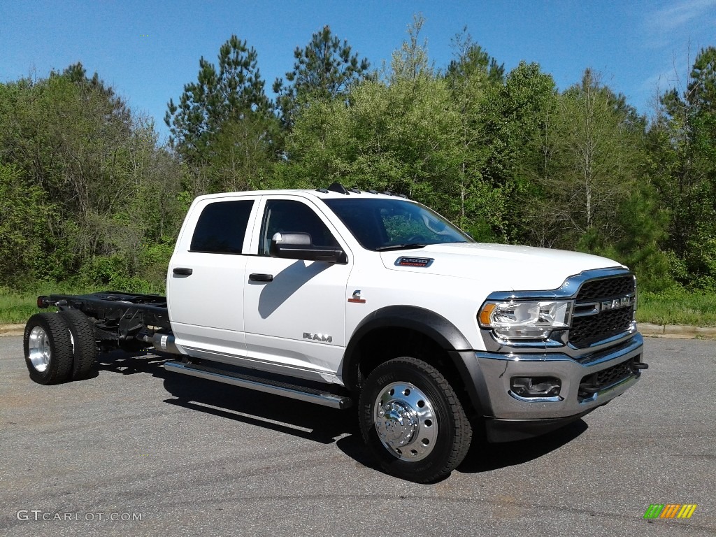 Bright White 2019 Ram 5500 Tradesman Crew Cab 4x4 Chassis Exterior Photo #132911178