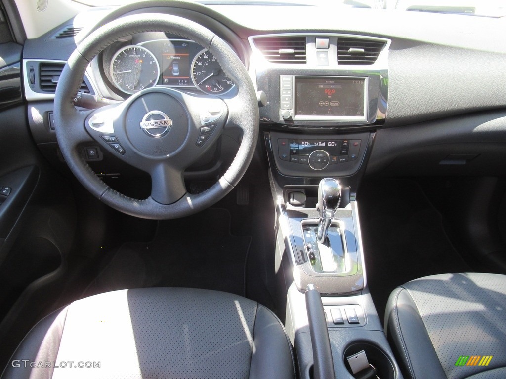 2019 Sentra SL - Aspen White Tricoat / Charcoal photo #14