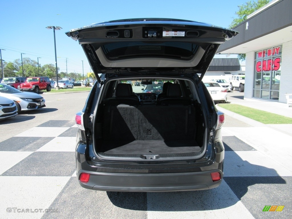 2015 Highlander XLE AWD - Attitude Black Metallic / Black photo #5