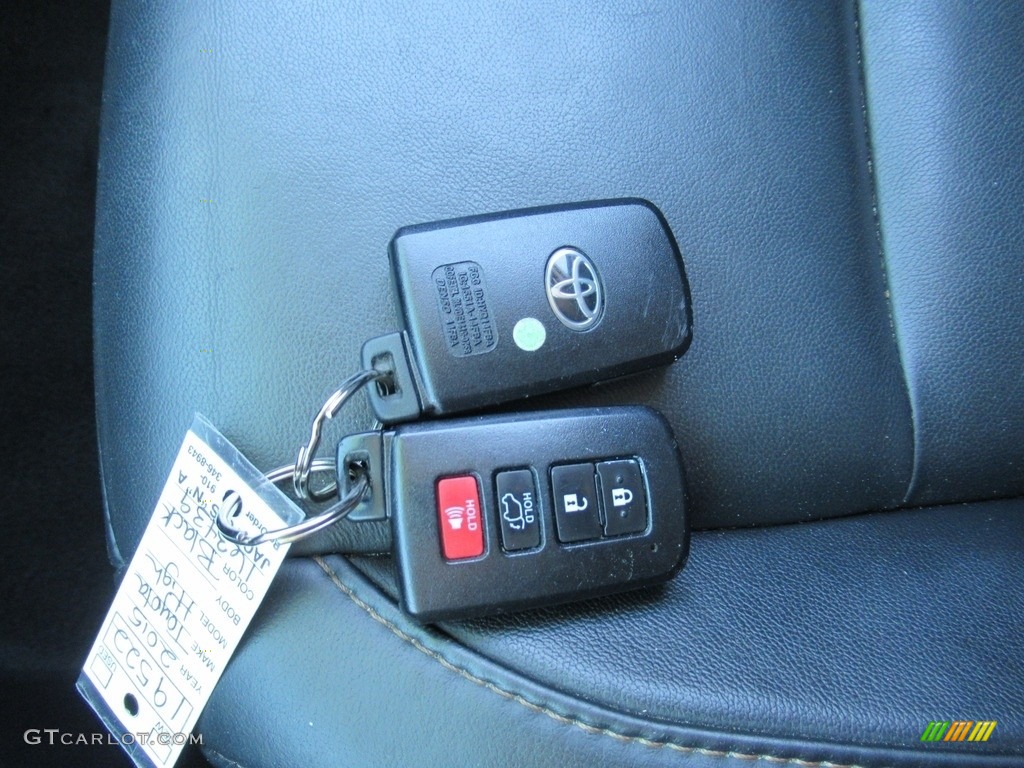 2015 Highlander XLE AWD - Attitude Black Metallic / Black photo #20