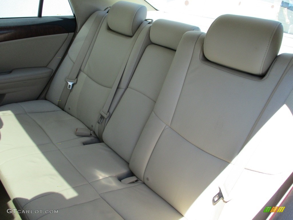 2011 Avalon Limited - Sandy Beach Metallic / Ivory photo #12
