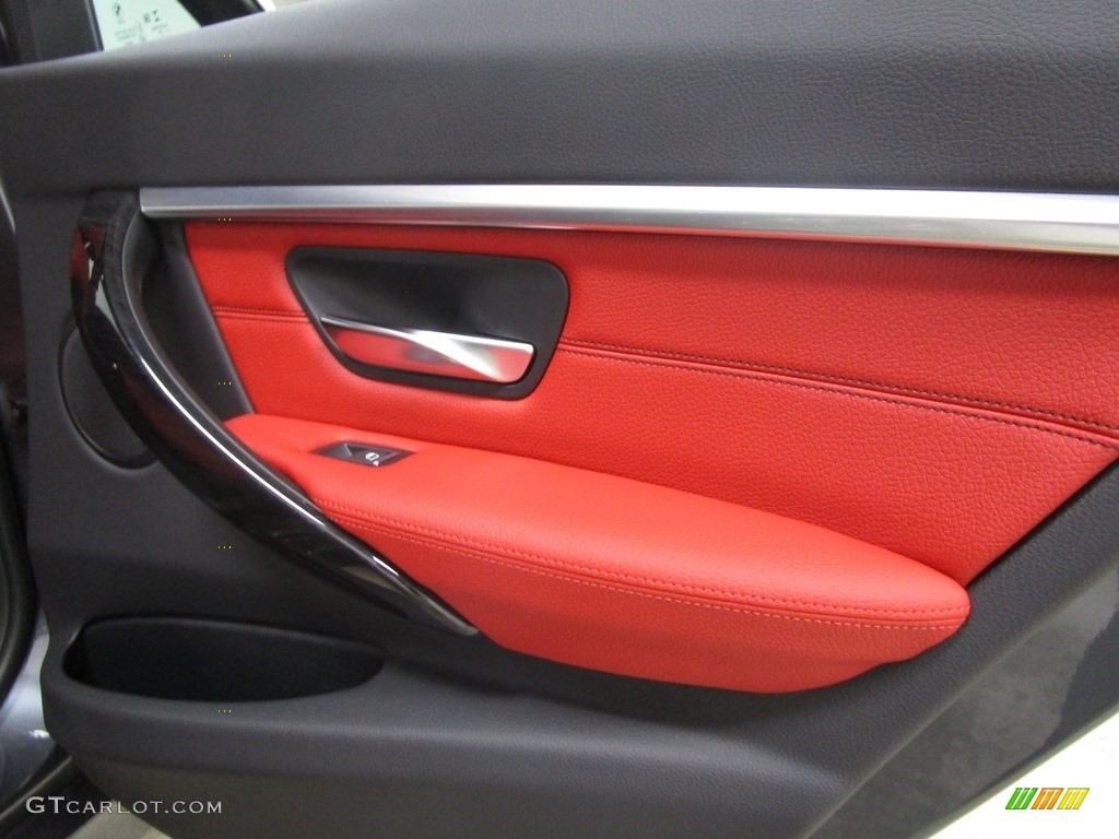 2018 3 Series 330i xDrive Sedan - Mineral Grey Metallic / Coral Red photo #15