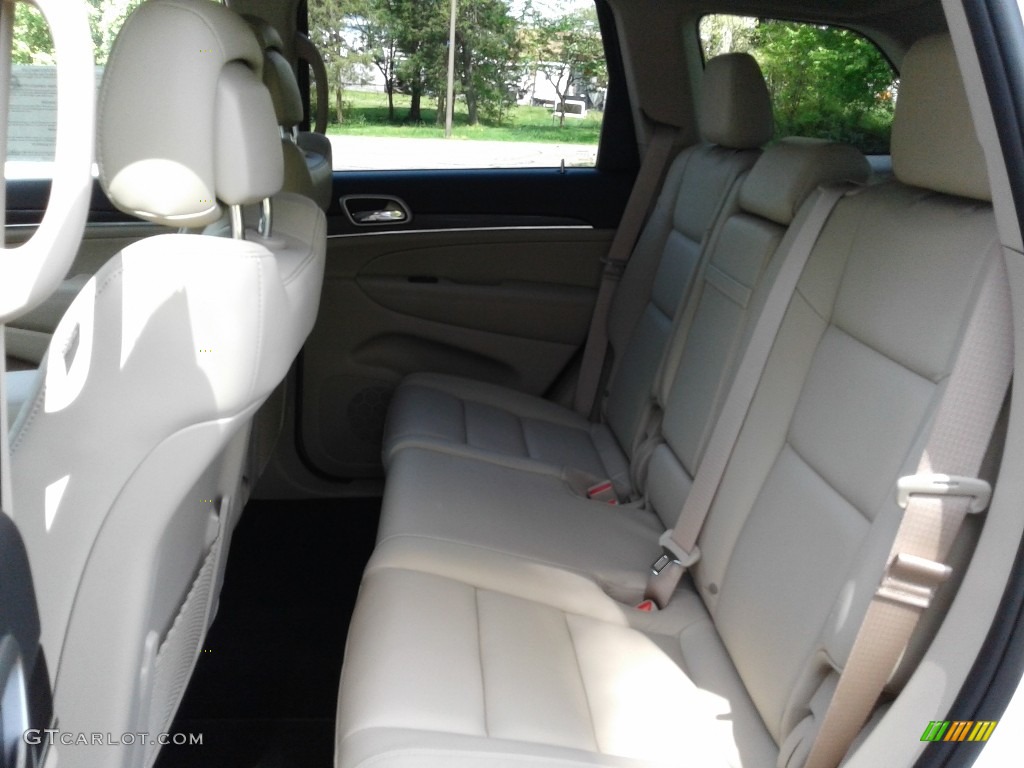 2019 Grand Cherokee Limited 4x4 - Bright White / Light Frost Beige/Black photo #11