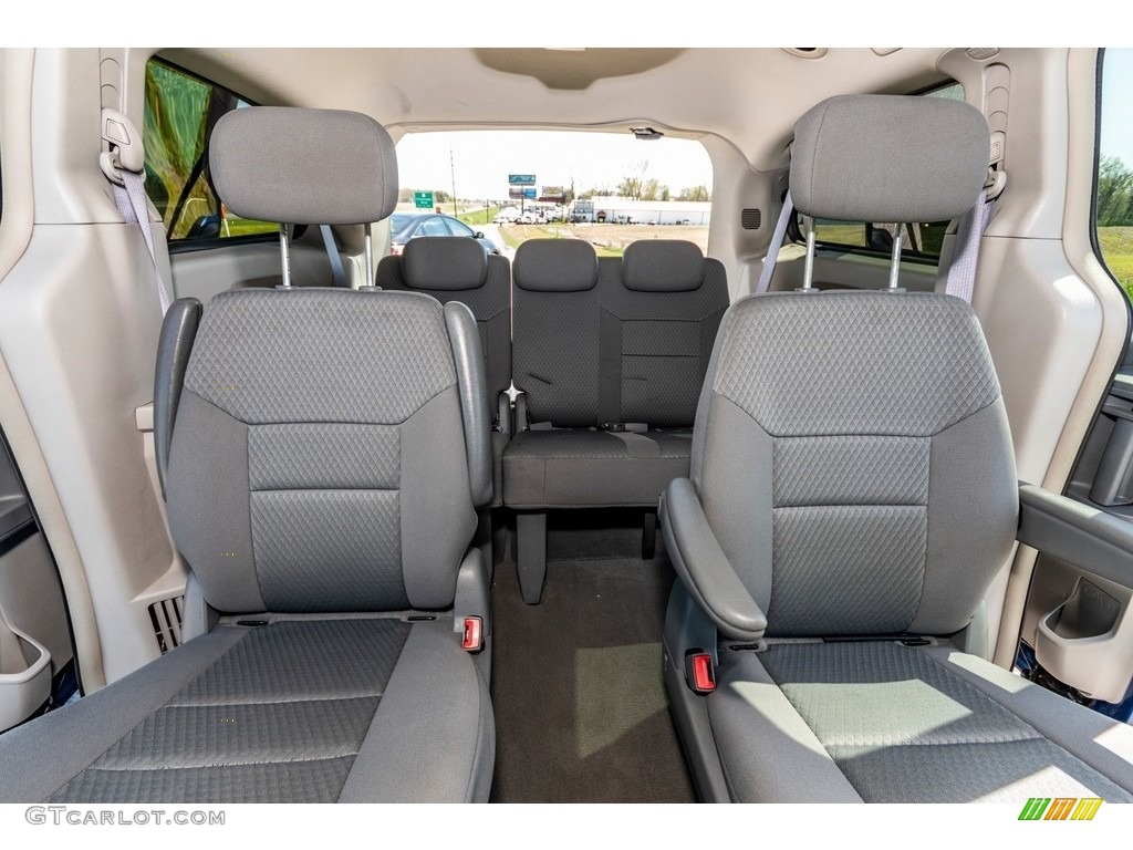 2010 Grand Caravan SXT - Deep Water Blue Pearl Coat / Dark Slate Gray/Light Shale photo #20