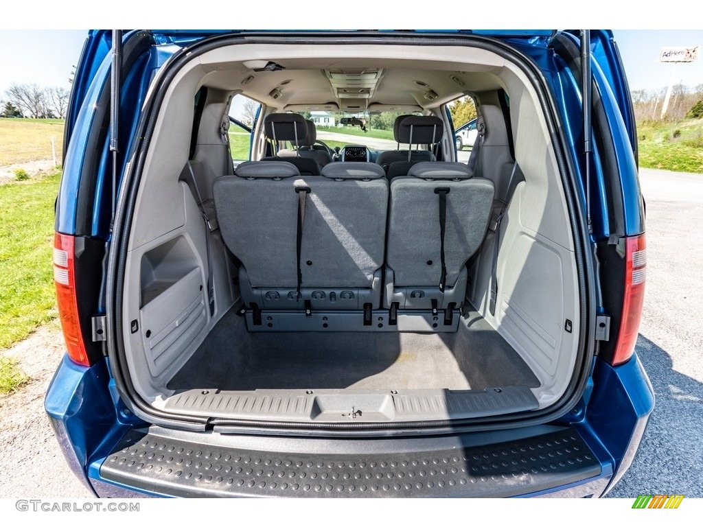 2010 Grand Caravan SXT - Deep Water Blue Pearl Coat / Dark Slate Gray/Light Shale photo #21