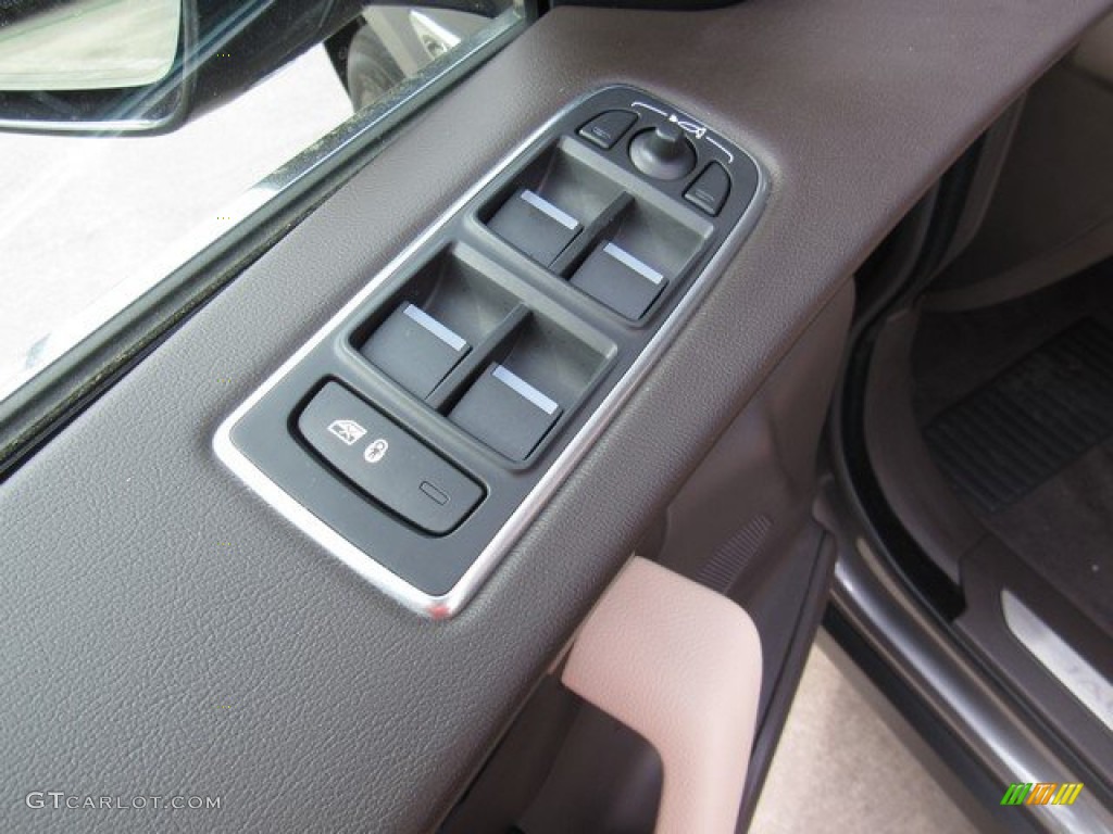 2017 F-PACE 35t AWD Prestige - Ammonite Grey / Latte w/Espresso photo #25