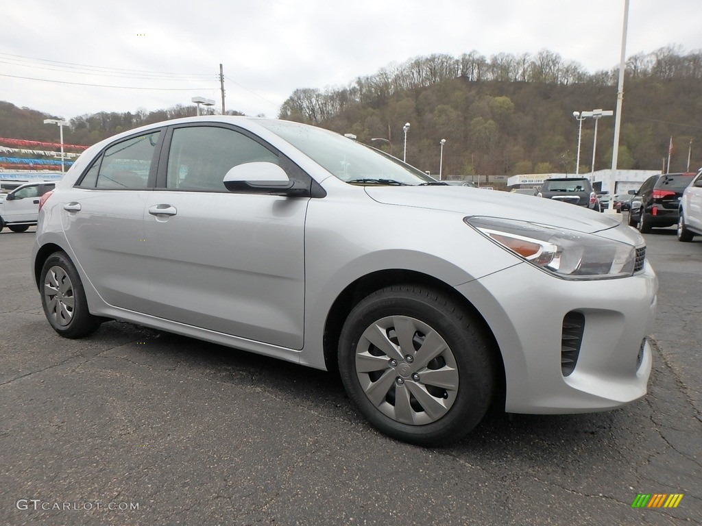 Silky Silver 2019 Kia Rio S 5 Door Exterior Photo #132937895