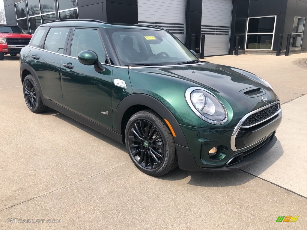 2019 Clubman Cooper S All4 - British Racing Green II / Carbon Black photo #1