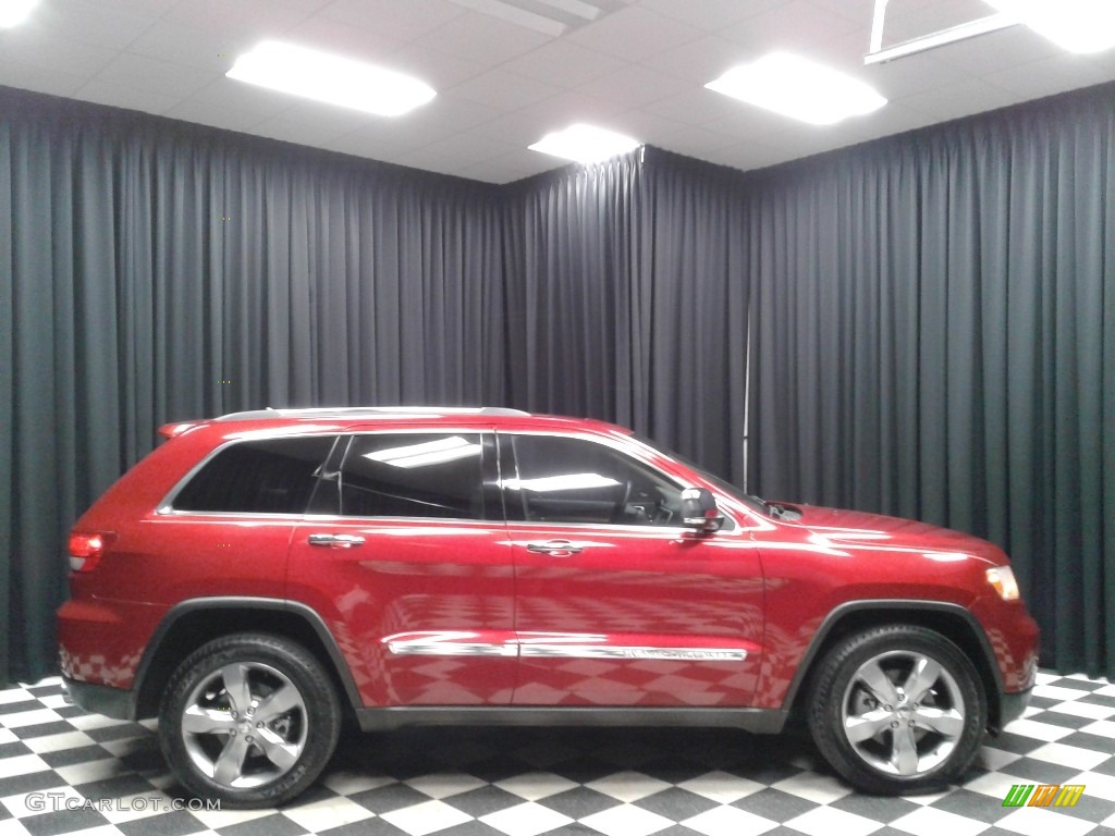 2011 Grand Cherokee Limited 4x4 - Inferno Red Crystal Pearl / Black/Light Frost Beige photo #5