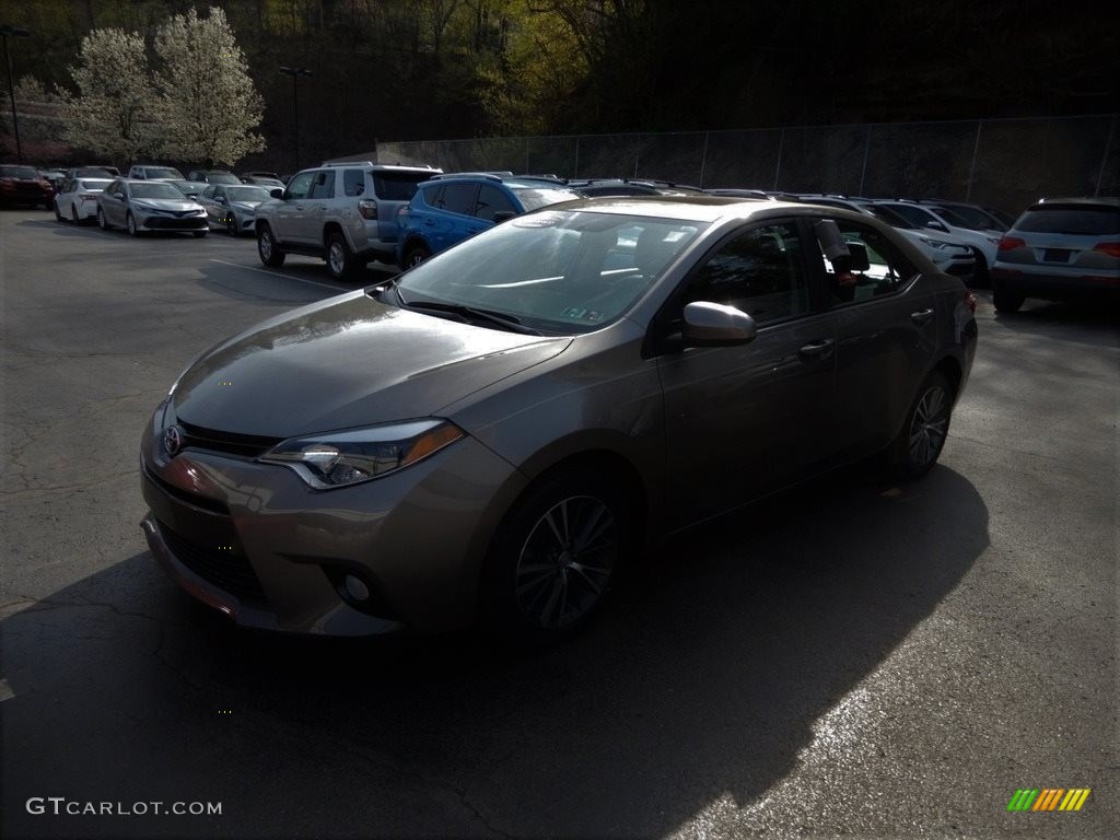 2016 Corolla LE - Brown Sugar Metallic / Black photo #3
