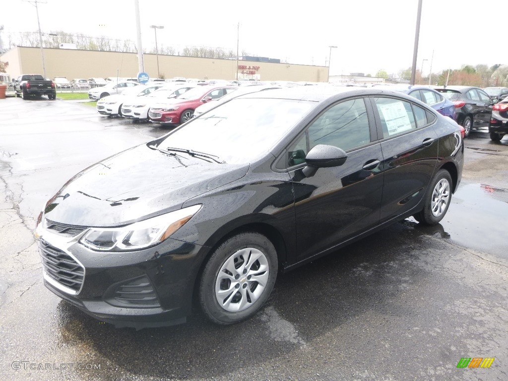 2019 Cruze LS - Mosaic Black Metallic / Jet Black/­Galvanized photo #1