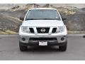 2011 Avalanche White Nissan Frontier SV Crew Cab 4x4  photo #4