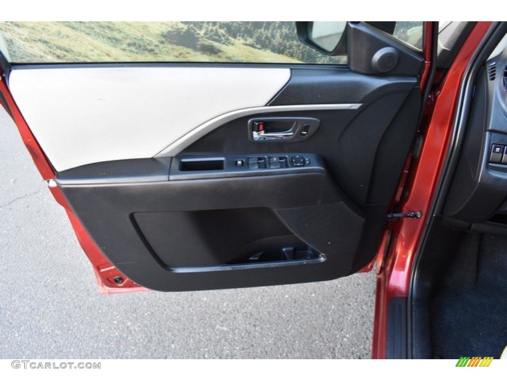 2012 MAZDA5 Sport - Copper Red Mica / Sand photo #25