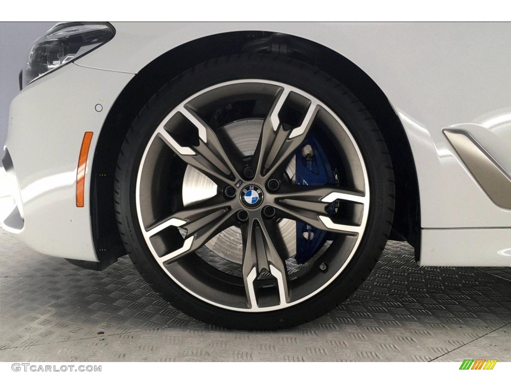 2019 5 Series M550i xDrive Sedan - Alpine White / Black photo #10